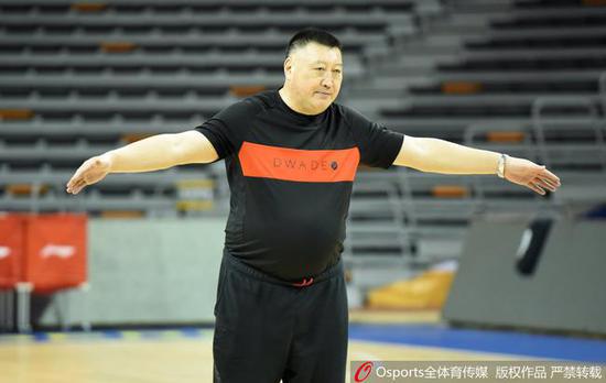 为什么刻苦训练对篮球运动员发展至关重要_1